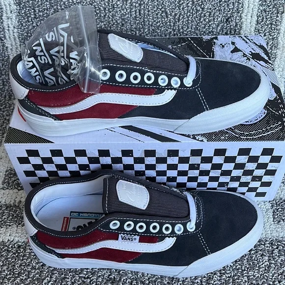 Vans Chima 2 Asphalt/Pomegranate WMNS - Picture 2 of 16